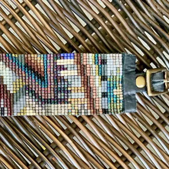 JULIE ROFMAN Boutique Handwoven “Night Cuff” Colorful Belted Bead Bracelet - Picture 3 of 9